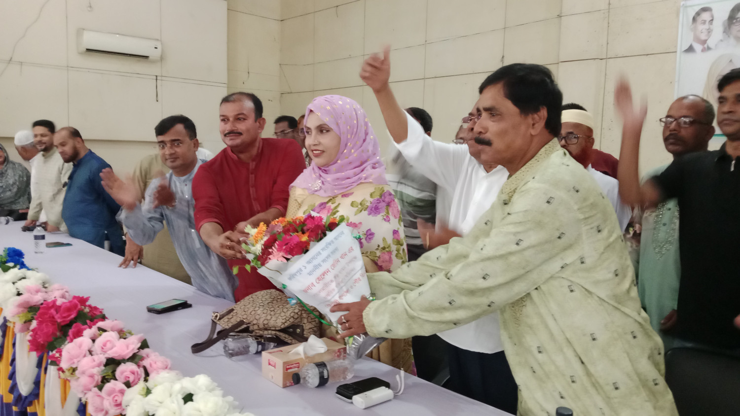 ফরিদপুর-১ আসনের সংরক্ষিত এমপি হেলেন জেরিন খানকে বোয়ালমারী বিএনপির গণসংবর্ধনা